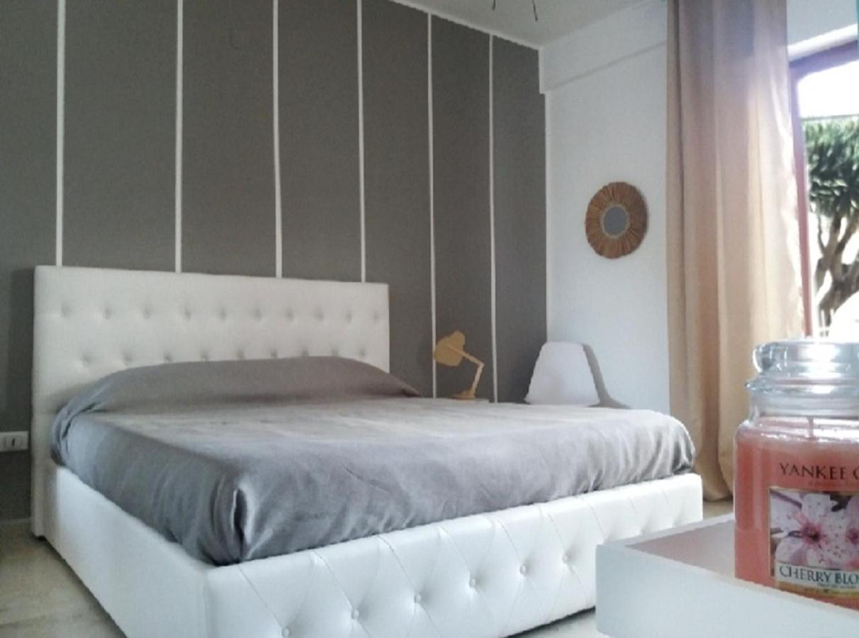 פלרמו Villa Coral Mondello מראה חיצוני תמונה