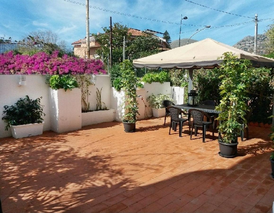 פלרמו Villa Coral Mondello מראה חיצוני תמונה
